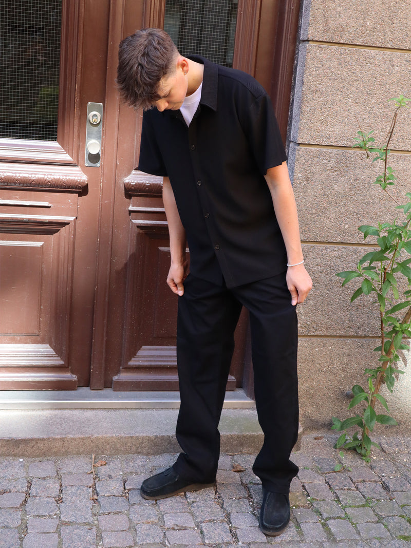 GRUNT GREsteban Plisse SS Shirt Shirts Black